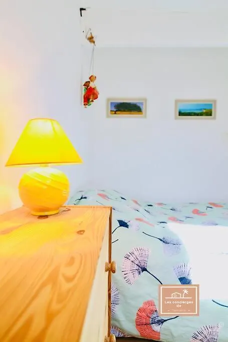 Les Jardins De Pin Rolland Apartment Saint-Mandrier-sur-Mer 0*,  France